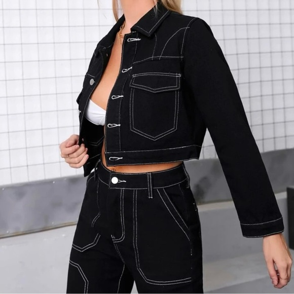 Black Cropped Denim Jacket - Picture 2 of 4